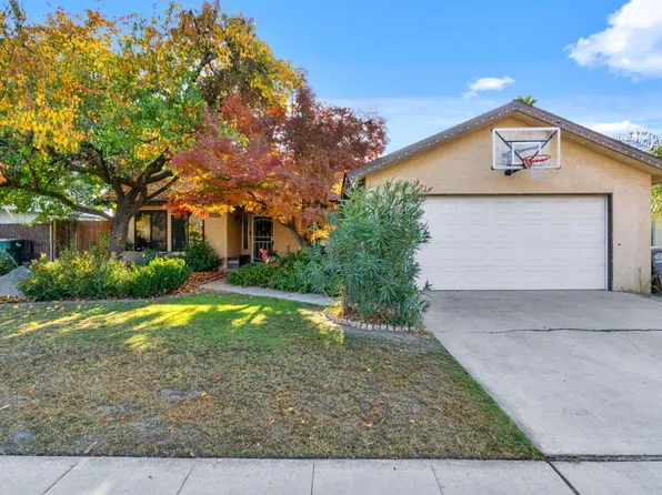 2616 Riverview Dr, Madera, CA 93637