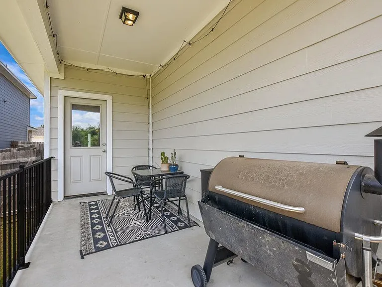 121 Bent Creek Ln — Photo 21