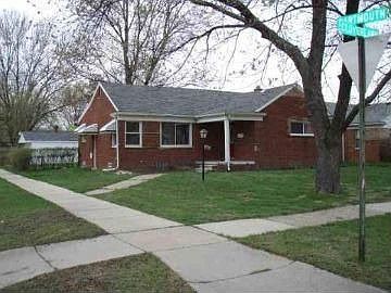 1st image of 24601 Cloverlawn Ave