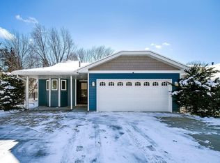 916 Ludwig Ave N, Champlin, MN 55316