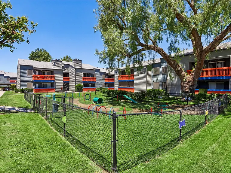 evRIA Diamond Valley — Photo 26