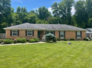 435 E 114th St, Carmel, IN 46032