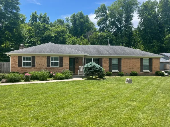 435 E 114th St, Carmel, IN 46032
