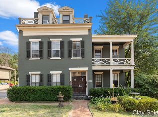 302 Fulton St E, Grand Rapids, MI 49503