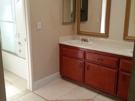 4th image of 23936 Falconer Dr