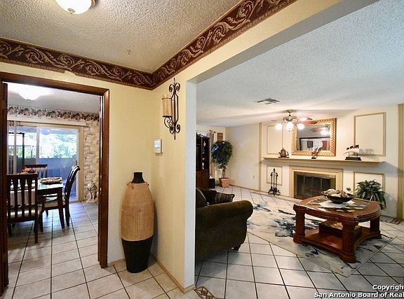 4th image of 13342 El Mirador St