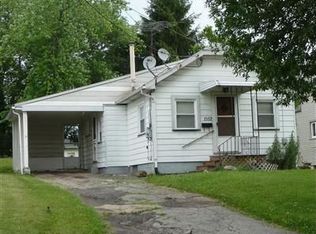 1552 Kearney St, Niles, OH 44446