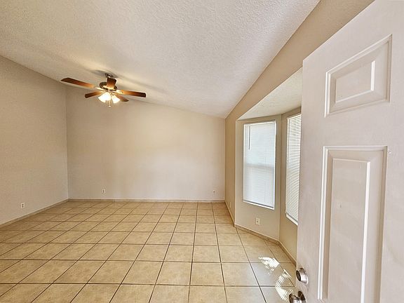 4th image of 6609 Azuelo Ave NW