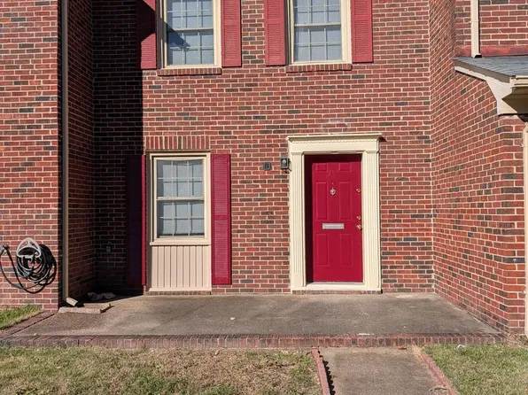 321 Advocate Ct Unit B, Newport News, VA 23608