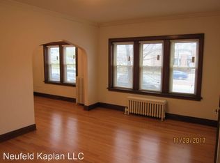 4000 N Morris Blvd APT 3, Shorewood, WI 53211