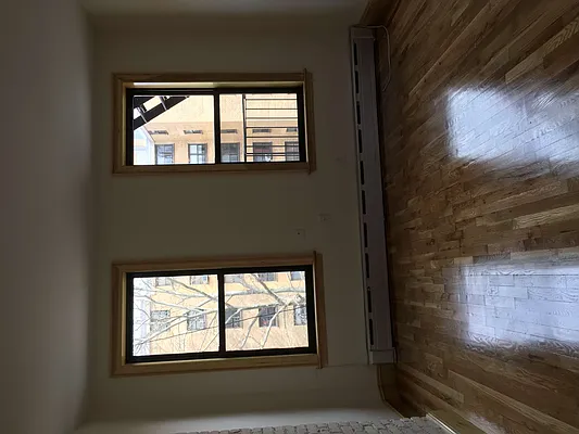 Rented by Peter Meskouris LREB | media 20