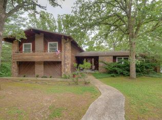 1102 Hilltop Dr, Joplin, MO 64804