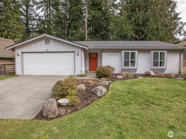 7847 Blakely Avenue, Clinton, WA 98236
