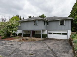 6057 Torrington Rd, Kalamazoo, MI 49009