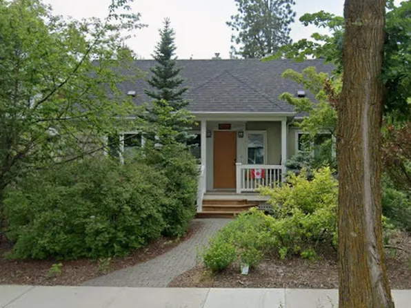 11626 77th Ave NW, Edmonton, AB T6G 0M3