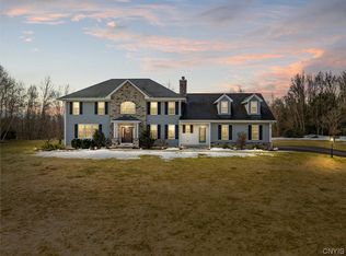 8648 Emerald Cir S, Rome, NY 13440