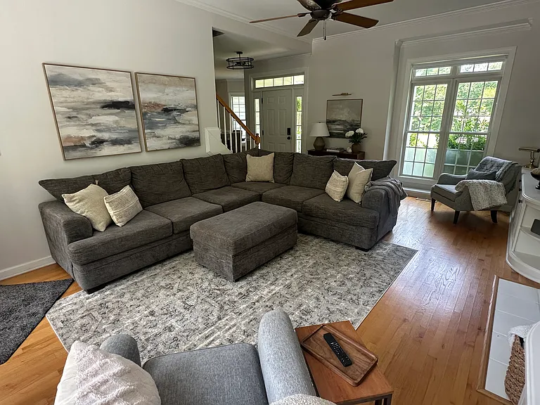 5220 Winfree Ln — Photo 2
