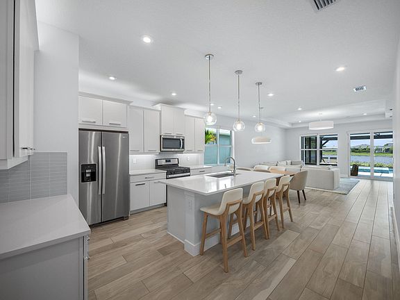 5th image of 10711 SW Hensley Street