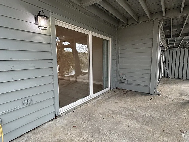 8483 Yadkin Cir #D — Photo 29