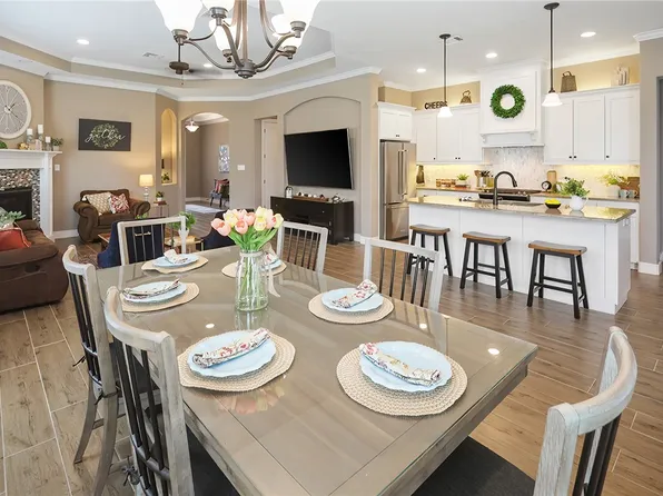 4014 Brownway Dr, College Station, TX 77845