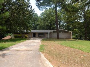 2484 Winshire Dr, Decatur, GA 30035