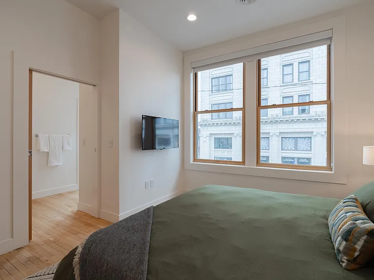 326 S Washington St #A — Photo 16