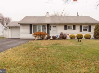 709 Trenton Rd, Fairless Hills, PA 19030