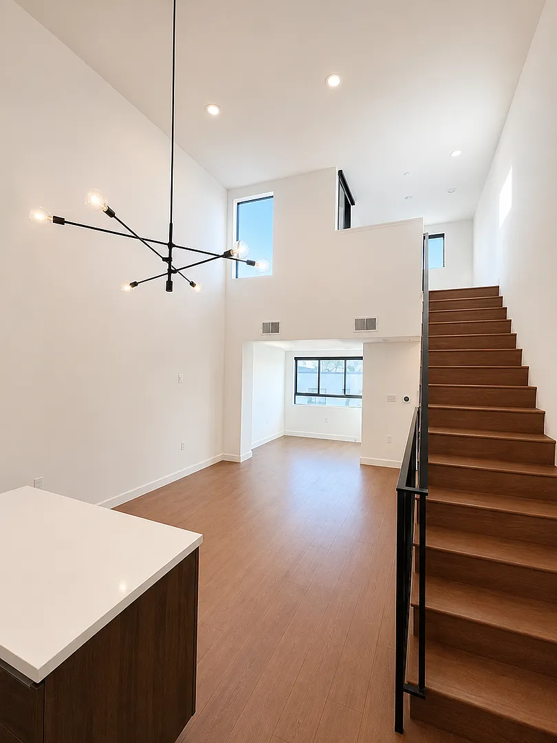 4505 S Slauson Ave — Photo 4