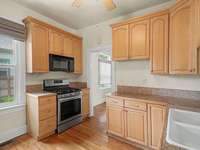 2948 S Cherokee St — Photo 13