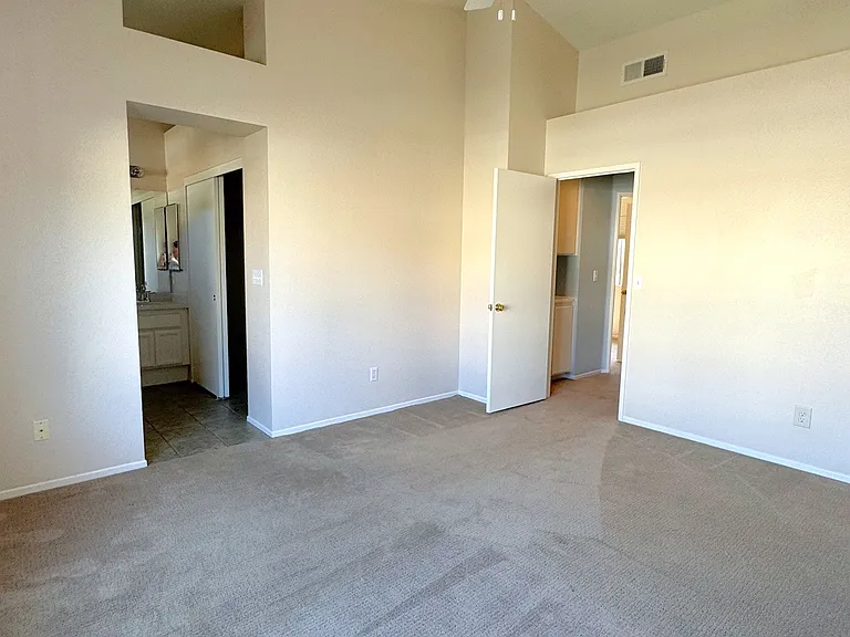 11380 Via Rancho San Diego #C — Photo 13