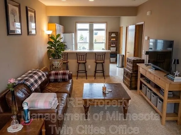 18 Hope Cir, Hudson, WI 54016