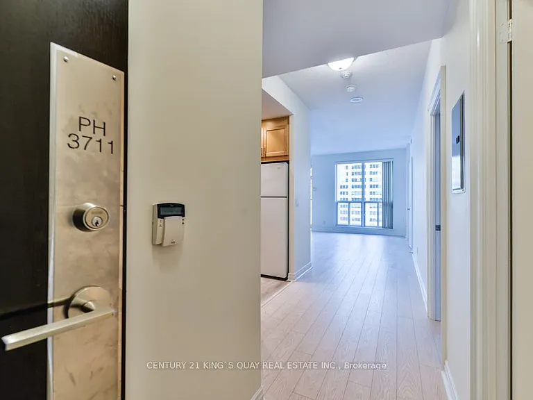 8 Park Rd #3711 — Photo 4