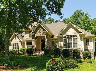 2521 Leas Mill Ct, Raleigh, NC 27606