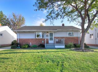 30128 Forest Grove Rd, Willowick, OH 44095