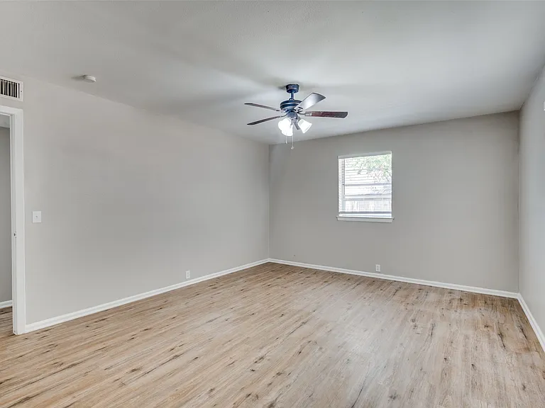 2925 Elsinor Dr — Photo 13