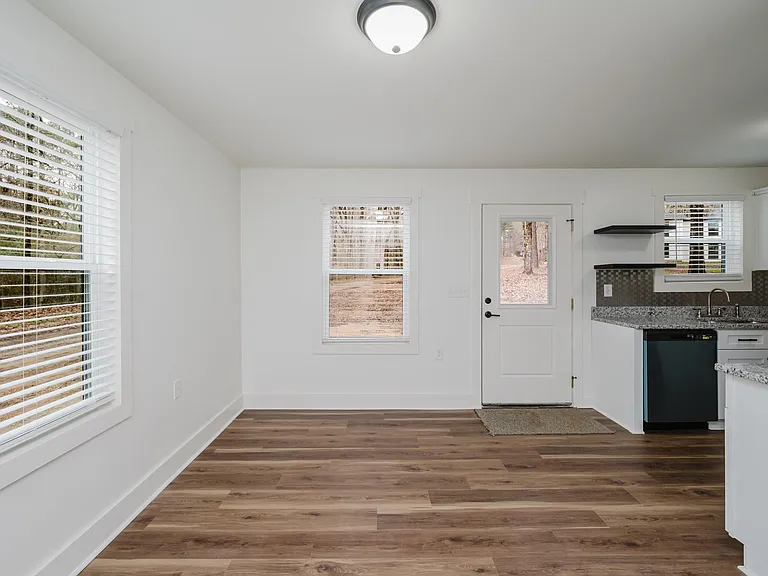 70 Powers Blvd — Photo 19