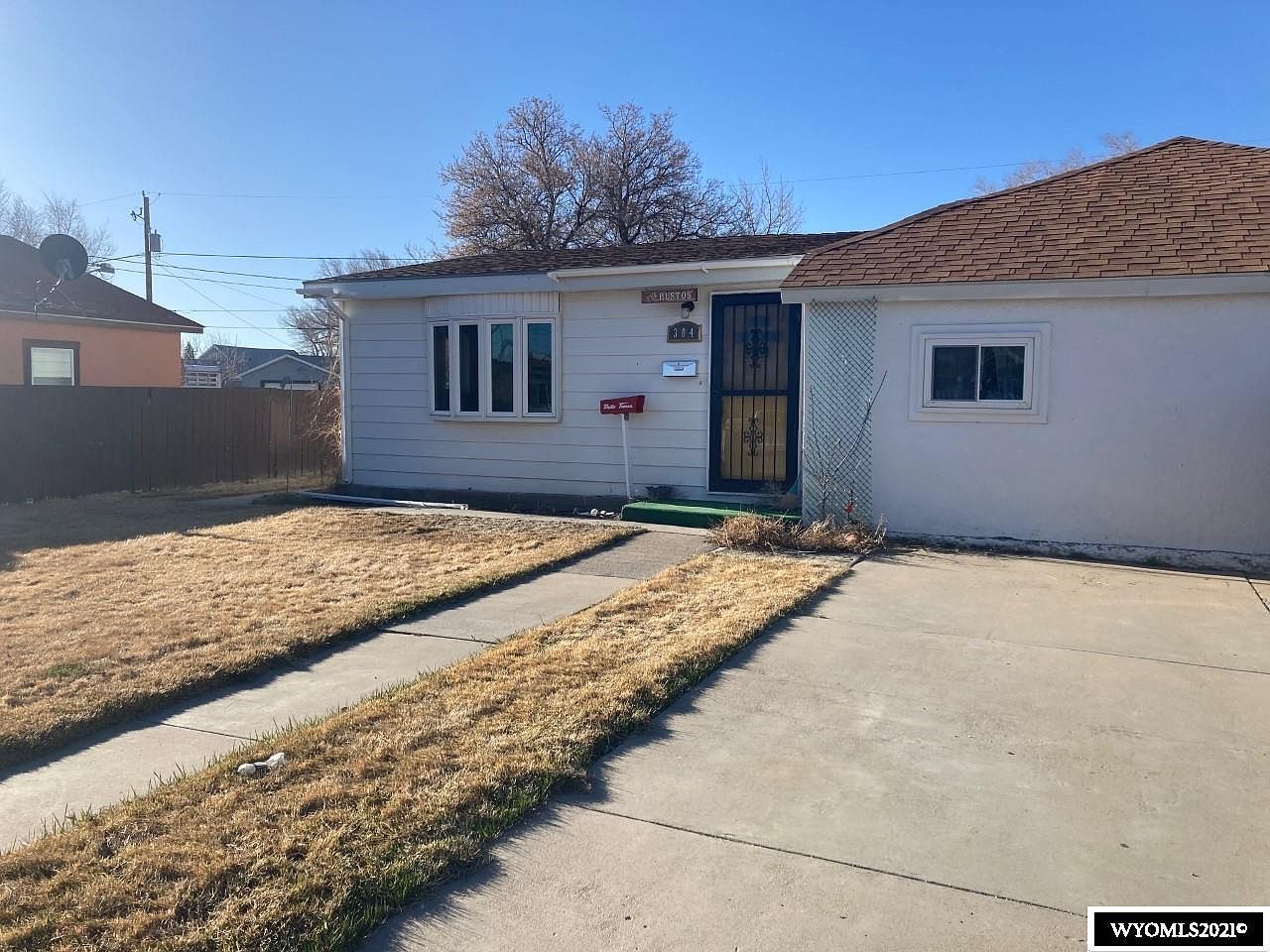 304 W Center St, Rawlins, WY 82301 MLS 20216199 Zillow