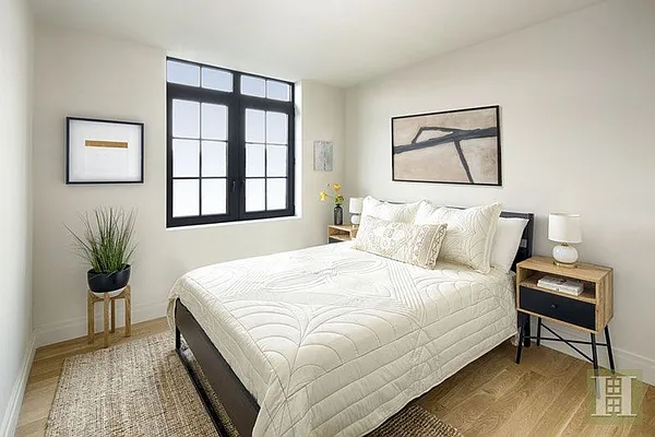 Rented by Halstead Real Estate | media 33