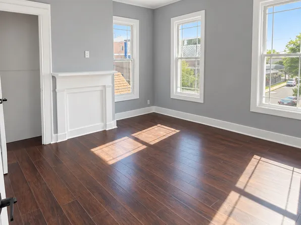 75 Fulton St, Elizabethport, NJ