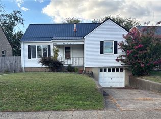 3909 Collins Way, Weirton, WV 26062