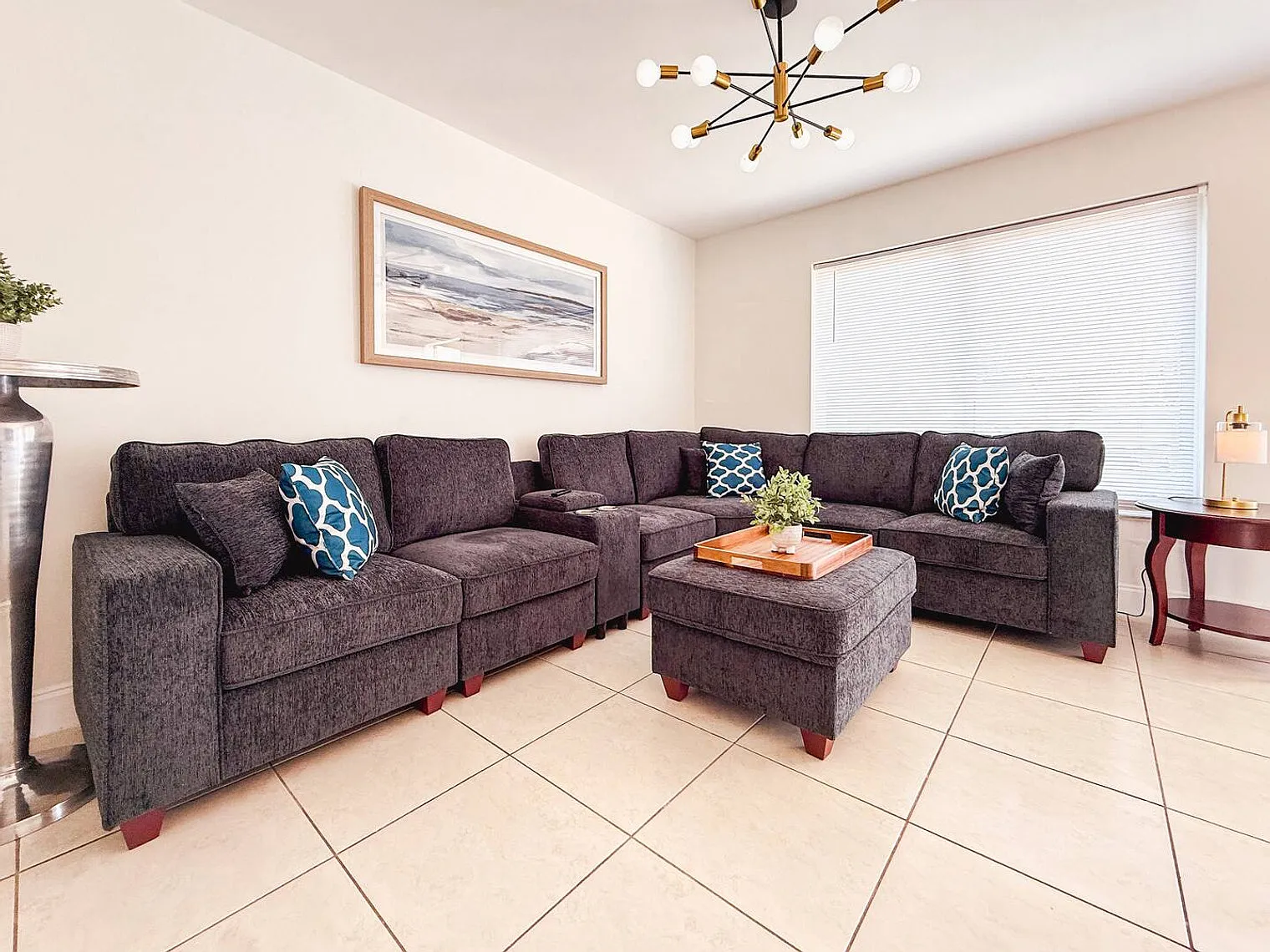 3 bed, 2.0 bath, 1345 sqft, $7,738 — Photo 1
