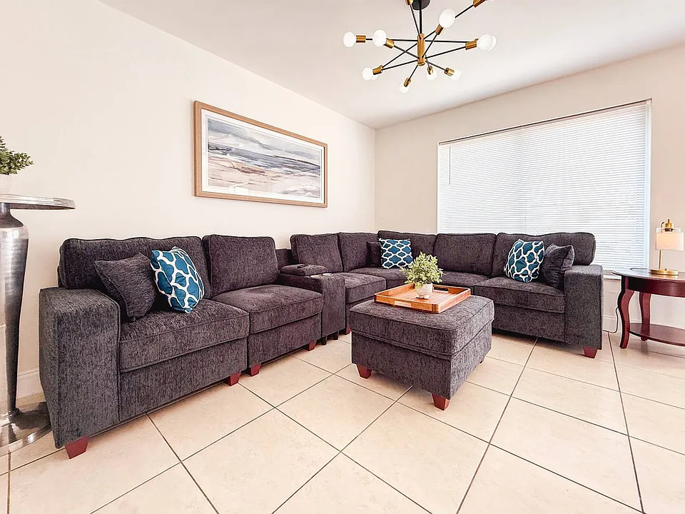 3672 NW 18th Ave #1-ID1258728P