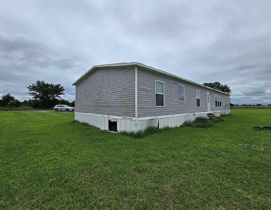 1st image of 13587 Campbell Rd