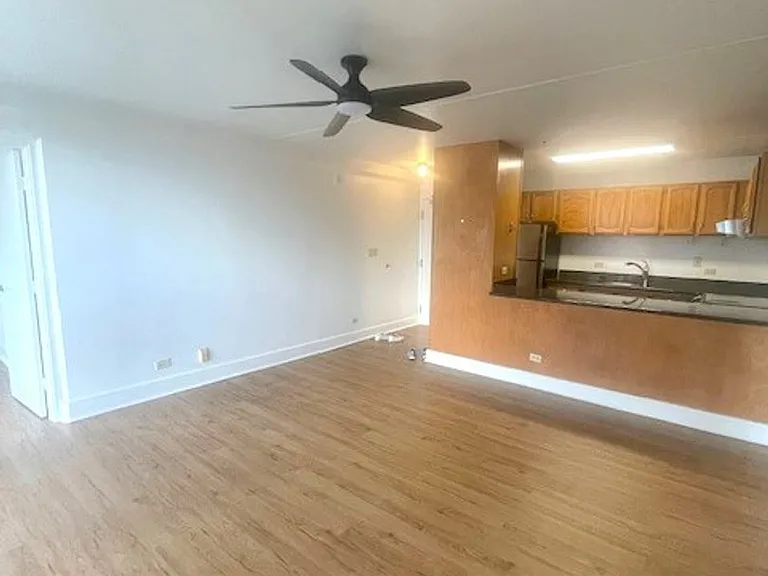 2522 Date St #403 — Photo 1