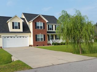 6106 Dolman Dr, Stedman, NC 28391