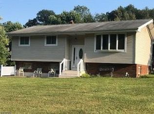 369 Church Rd, Milford, NJ 08848