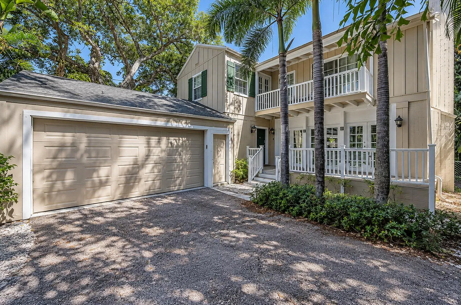 3 bed, 2.5 bath, 1971 sqft, $11,500 — Photo 2