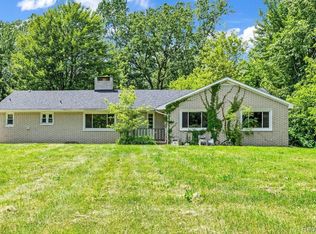 22570 Clark Rd, Belleville, MI 48111