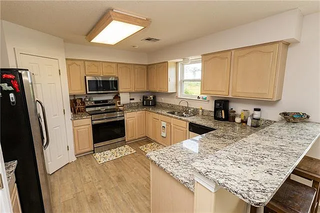 26321 Mildred Dr — Photo 10