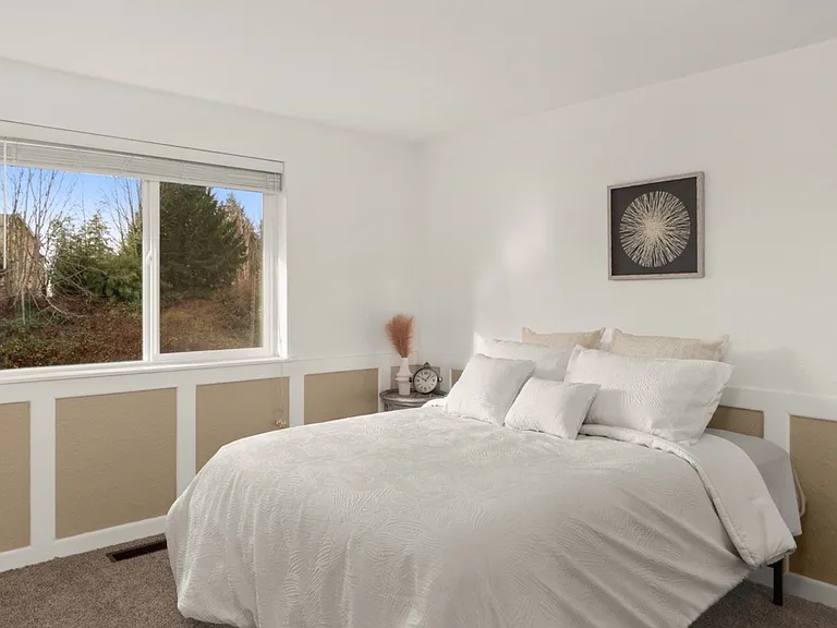 34685 Bridge View Dr NE — Photo 12